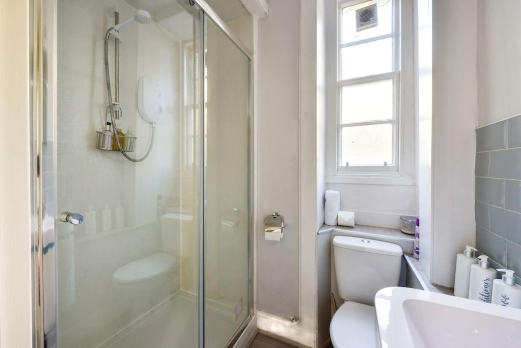 George IV Bridge - Superbly Located 3 Bedroom! Edinburgh Ngoại thất bức ảnh