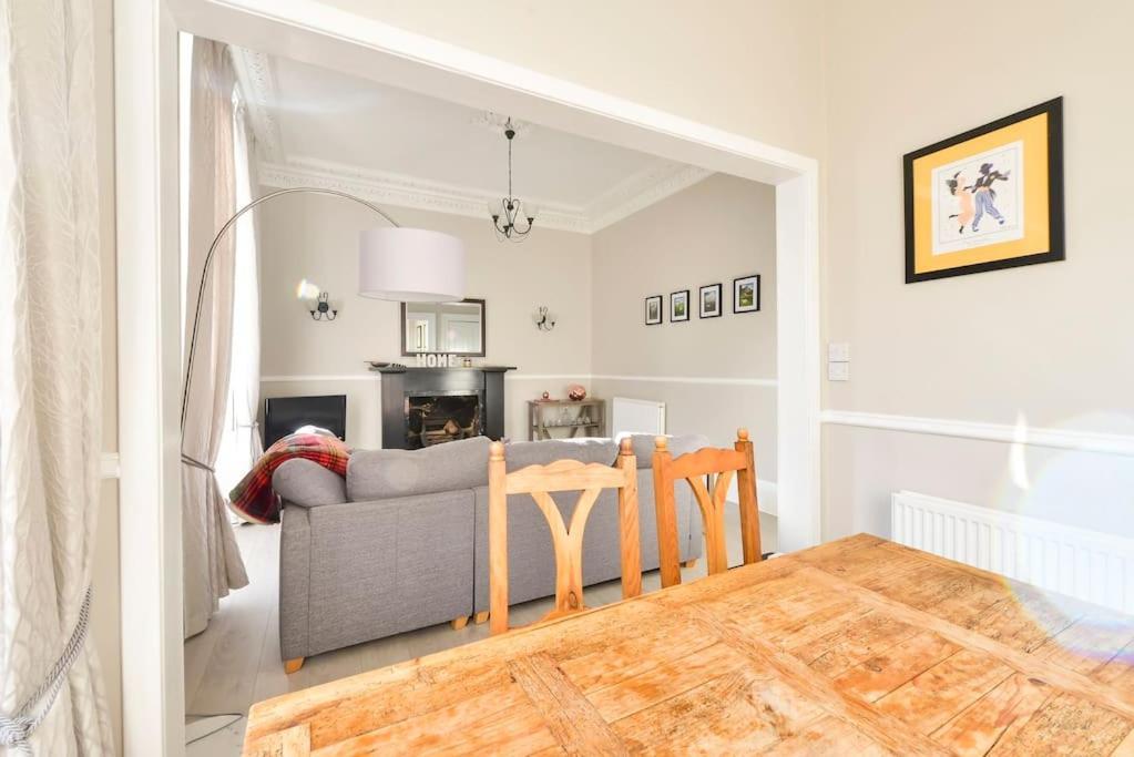 George IV Bridge - Superbly Located 3 Bedroom! Edinburgh Ngoại thất bức ảnh